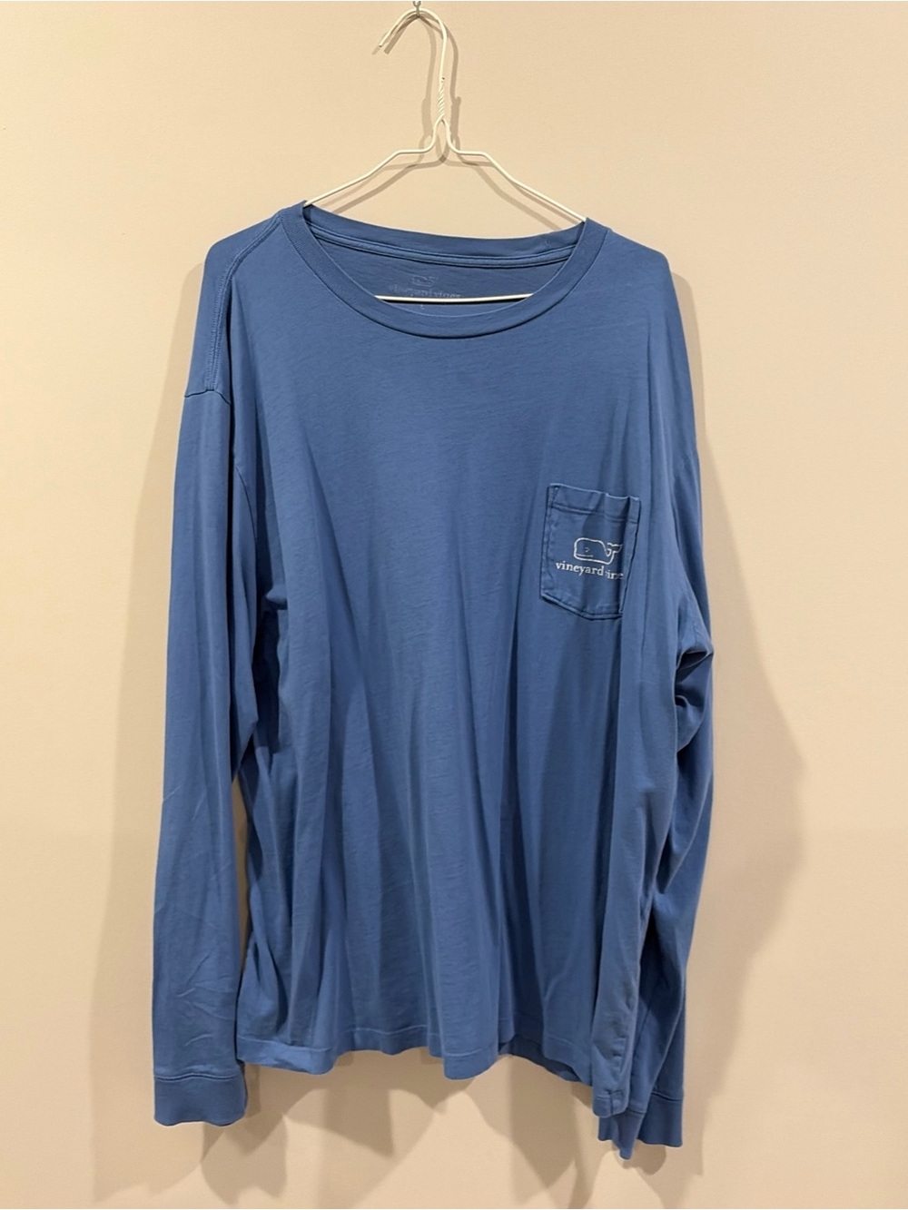 Vineyard Vines Men’s Long-Sleeve Pocket Tee in Blue